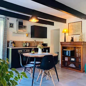 Charmante Petite Maison Renovee Vakantiehuis